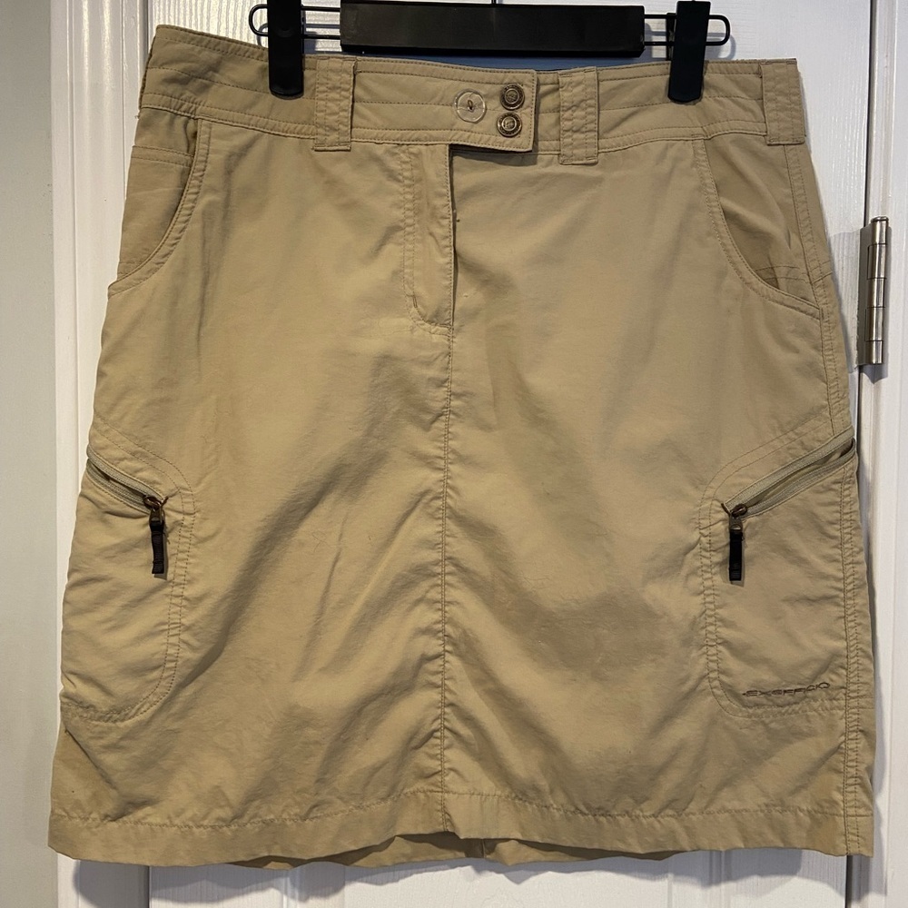 ExOfficio Size 8 Tan Nylon Travel Utility Skort Skirt Size 8 Zipper Pockets
